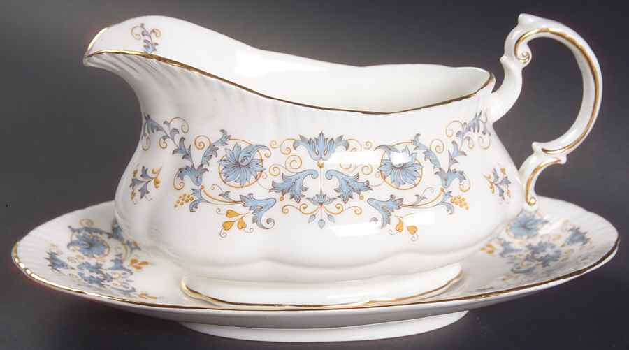 Tuscany Gravy Boat & Underplate by Paragon-1