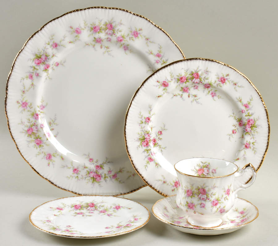 Victoriana Rose 40 Piece Estate Set by Paragon-1
