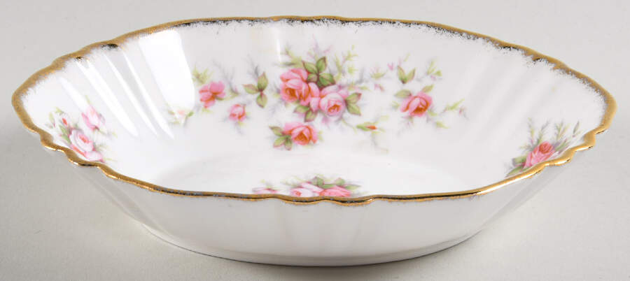 Victoriana Rose Nut Dish by Paragon-1