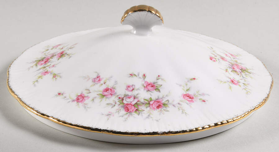 Victoriana Rose Lid for Round Vegetable by Paragon-1