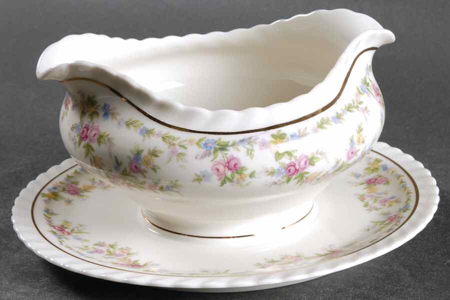 Chalfonte (Czech) Gravy Boat with Attached Underplate by Princess (Bavaria, Czech)-1