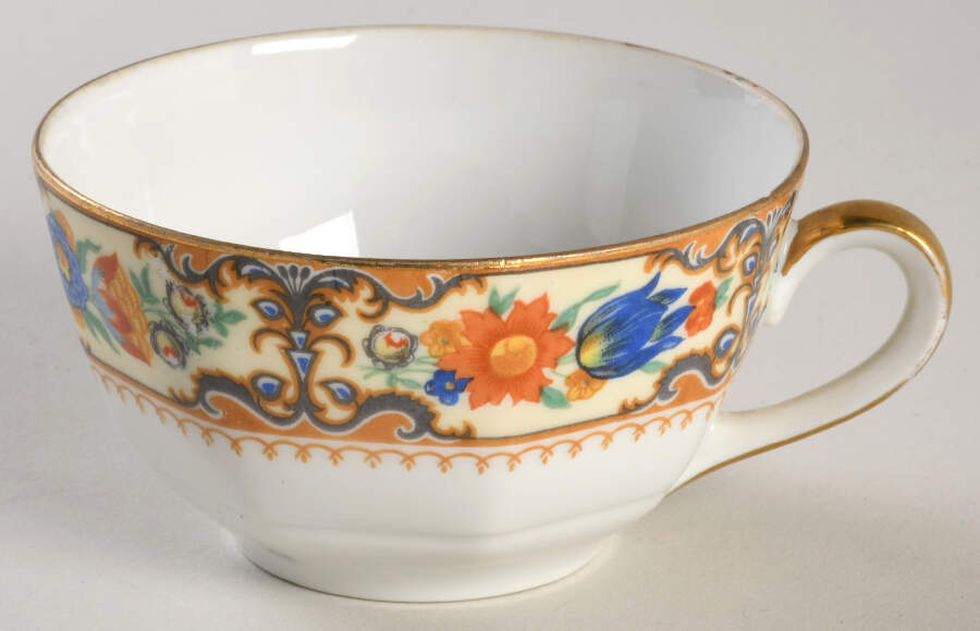 Lowell Flat Cup by Princess (Bavaria, Czech)-1