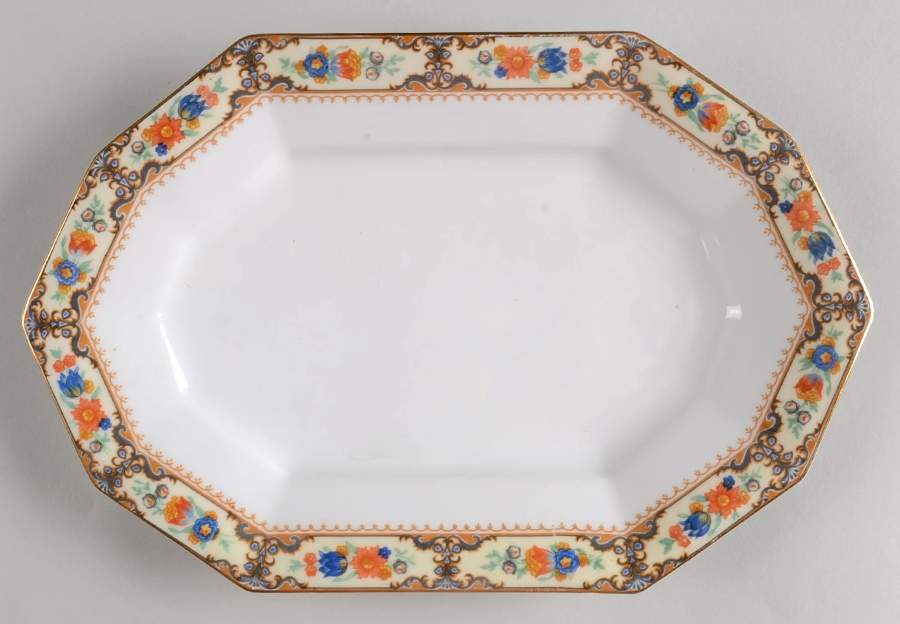 Lowell 11" Oval Serving Platter by Princess (Bavaria, Czech)-1