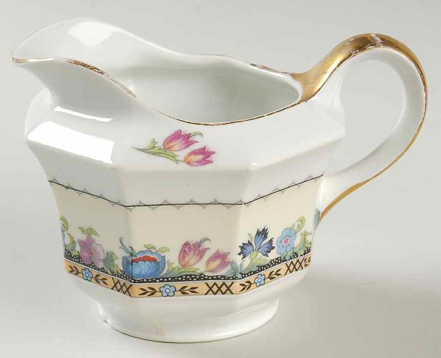 Newport (Cream & White) Creamer by Princess (Bavaria, Czech)-1