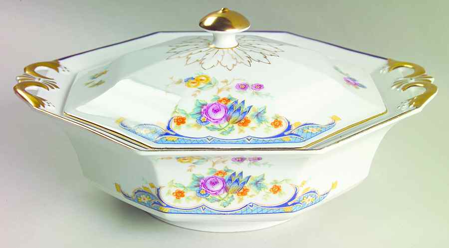 Alpena Round Covered Vegetable by Princess (Bavaria, Czech)-1