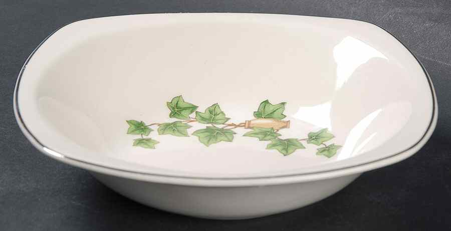 Ivy (Minion, Platinum Trim) Fruit/Dessert (Sauce) Bowl by Paden City-1