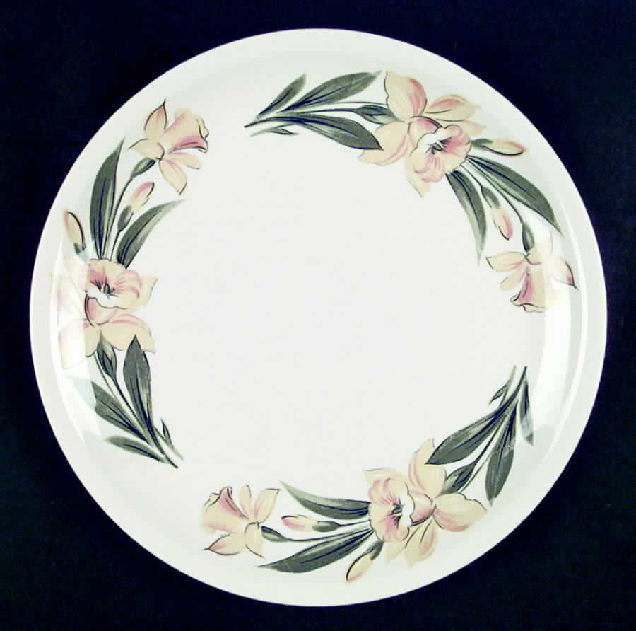 Jonquil (Smooth, No Trim) Dinner Plate by Paden City-1
