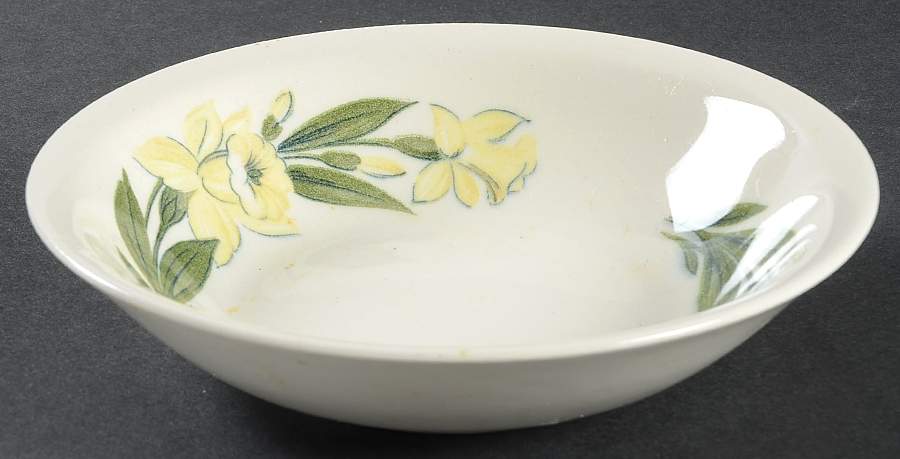 Jonquil (Smooth, No Trim) Fruit/Dessert (Sauce) Bowl by Paden City-1