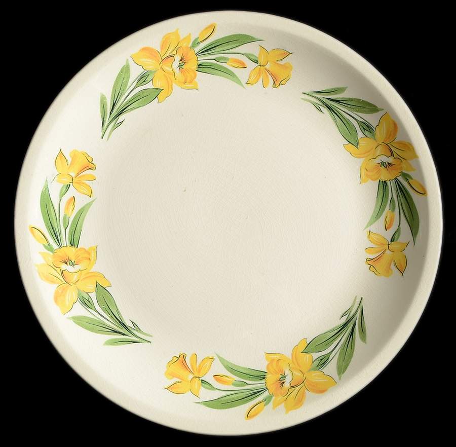 Jonquil (Smooth, No Trim) 12" Chop Plate (Round Platter) by Paden City-1