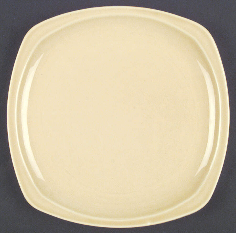 Minion Mandarin Luncheon Plate by Paden City-1