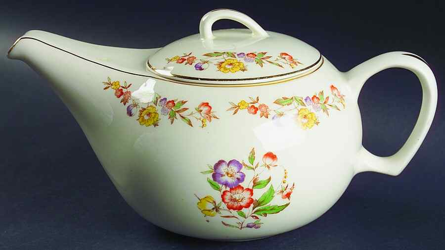 PCP24 Teapot & Lid by Paden City-1