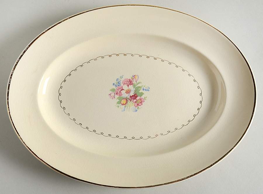 PCP32 11" Oval Serving Platter by Paden City-1