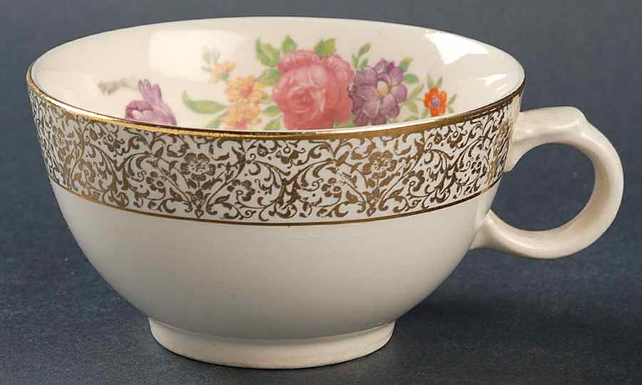 PCP43 Footed Cup by Paden City-1