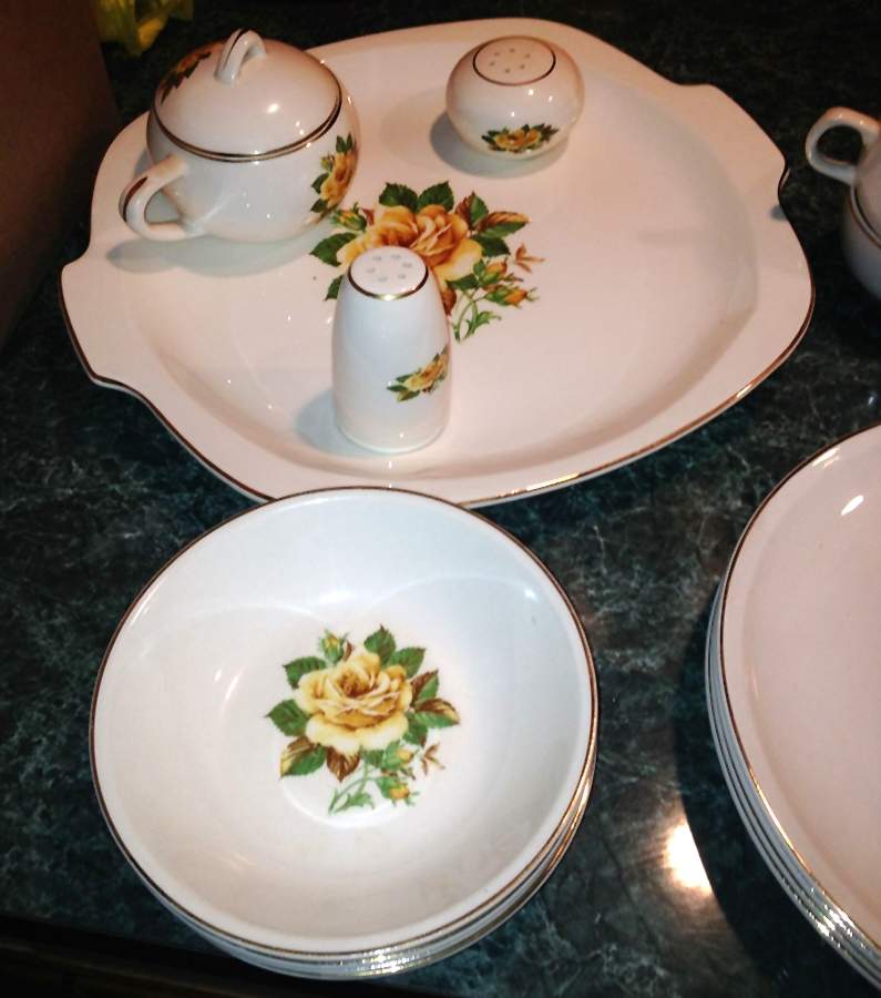 PCP47 Handled Cake Plate by Paden City-1