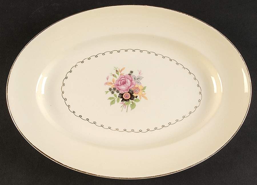 PCP88 11" Oval Serving Platter by Paden City-1