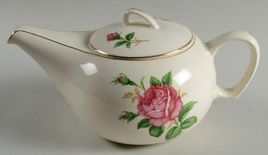 Red Rose Teapot & Lid by Paden City-1