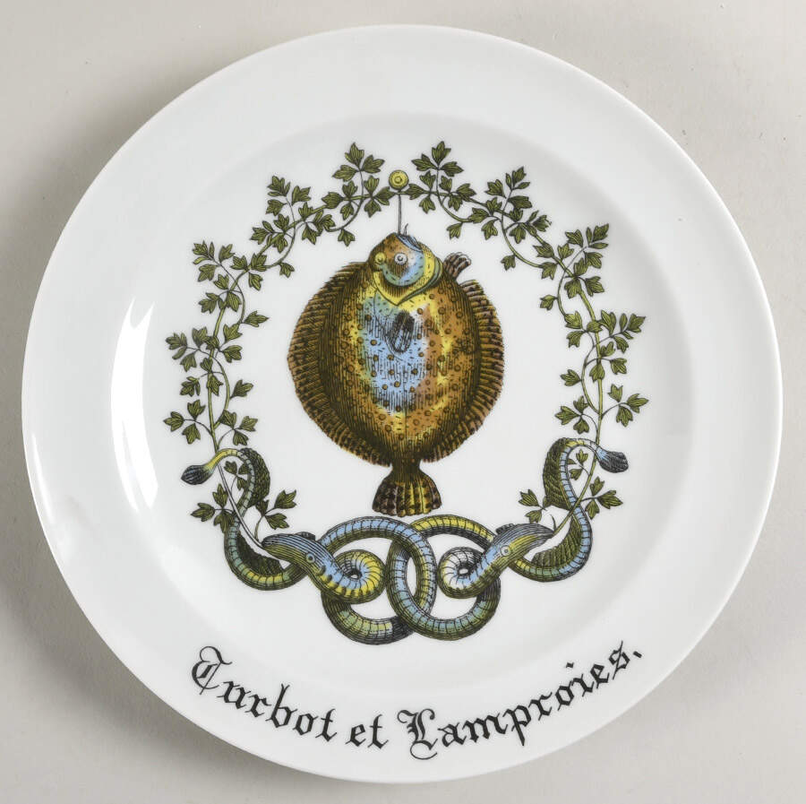 Chambord Luncheon Plate by Porcelaine d'Auteuil-1