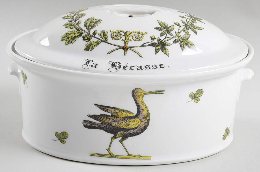 Chambord 1.5 Quart Oval Covered Casserole by Porcelaine d'Auteuil-1