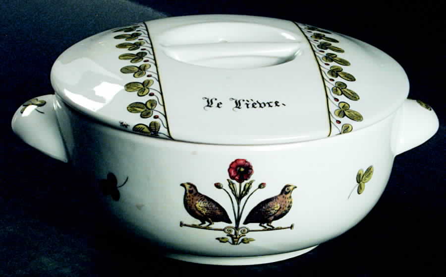 Chambord 1 Qt Round Covered Casserole by Porcelaine d'Auteuil-1