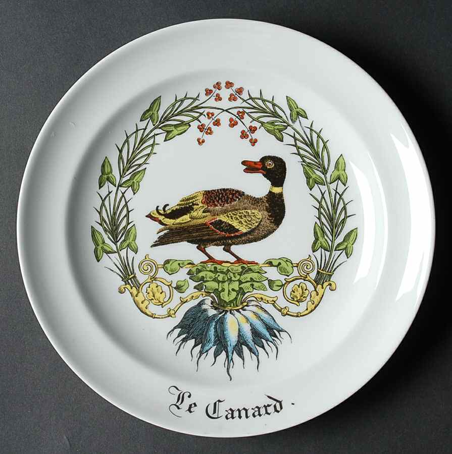Chambord Luncheon Plate by Porcelaine d'Auteuil-1