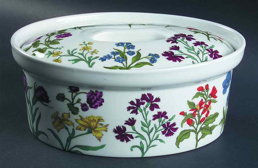 Herbier 1.5 Quart Oval Covered Casserole by Porcelaine De Paris-1
