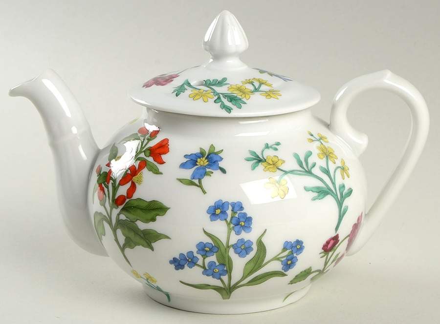 Herbier Mini Teapot & Lid by Porcelaine De Paris-1