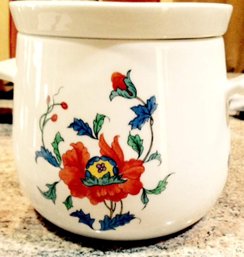 Pavot Bean Pot & Lid by Porcelaine De Paris-1