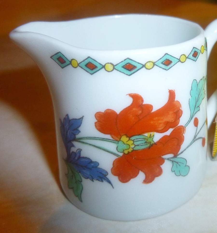 Pavot Individual Creamer by Porcelaine De Paris-1