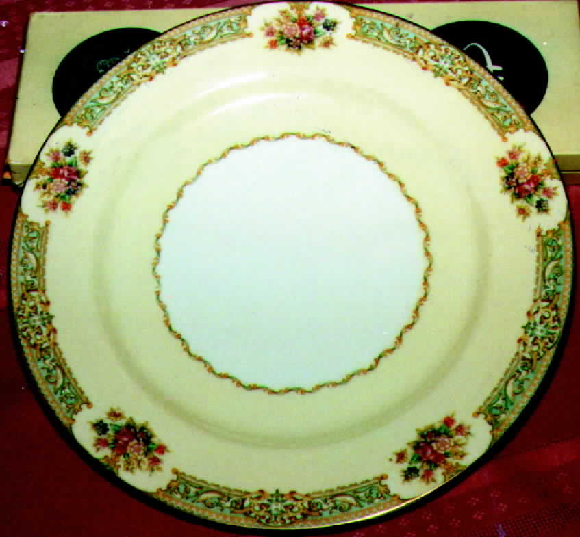 PEA4 Dinner Plate by Pearl China -1