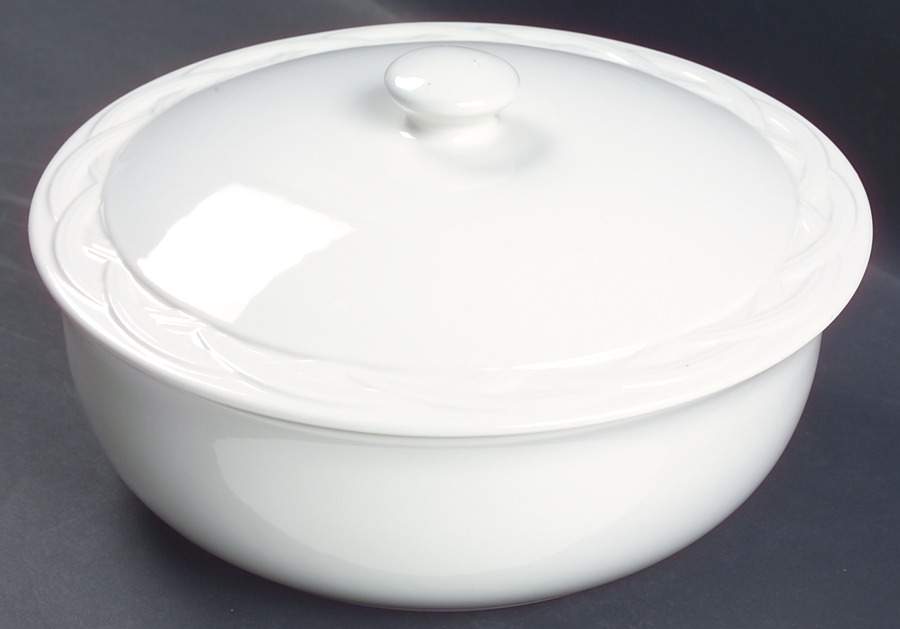 Acadia White 2.5 Qt Round Covered Casserole by Pfaltzgraff-1