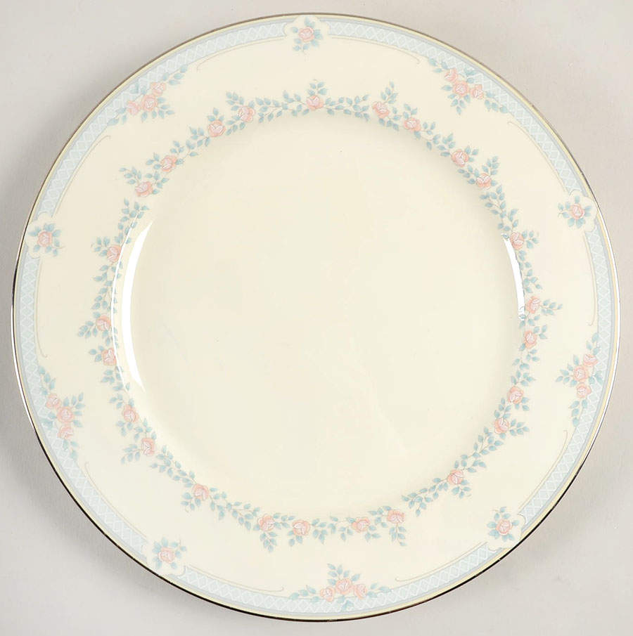 Alexandra Dinner Plate by Pfaltzgraff-1