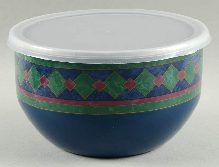 Amalfi Classic 7" Metal Bowl & Plastic Lid by Pfaltzgraff-1