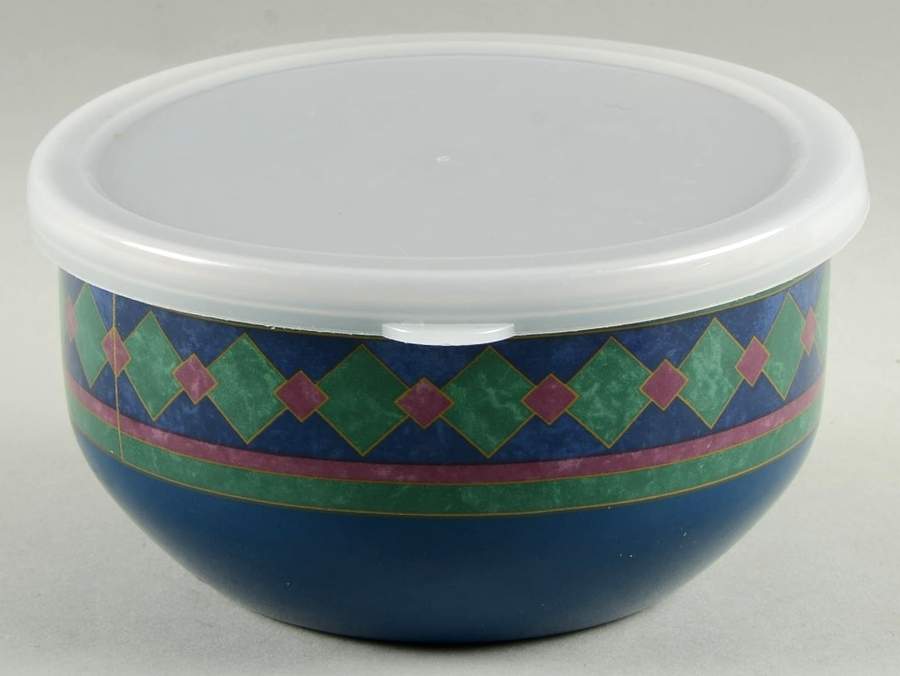 Amalfi Classic Bowl-Metal 5 3/4" with Plastic Lid by Pfaltzgraff-1