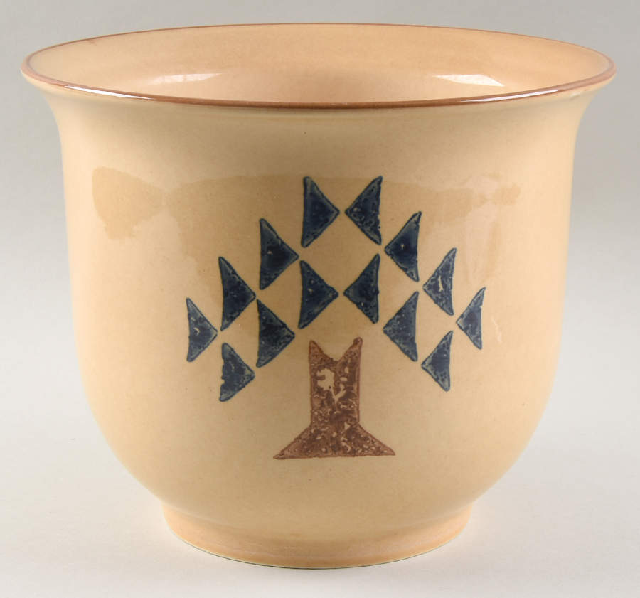 America (Discontinued 1989) 8" Flower Pot No Underplate by Pfaltzgraff-1