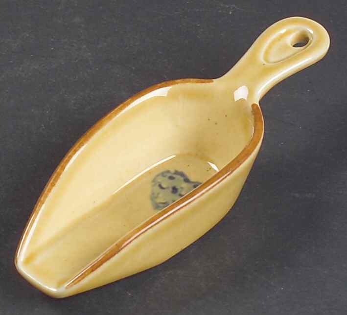 America (Discontinued 1989) Small Scoop by Pfaltzgraff-1