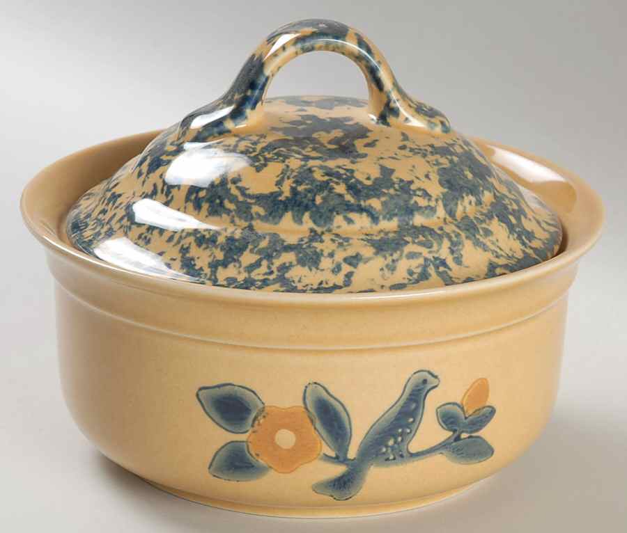 America (Discontinued 1989) 1 Qt Round Covered Casserole by Pfaltzgraff-1