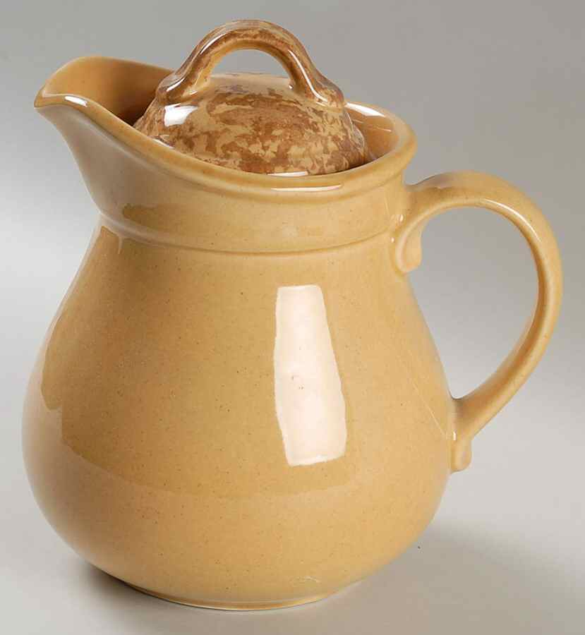 America (Discontinued 1989) Carafe & Lid by Pfaltzgraff-1
