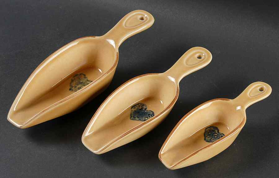 America (Discontinued 1989) Scoop Set Missing Rack by Pfaltzgraff-1