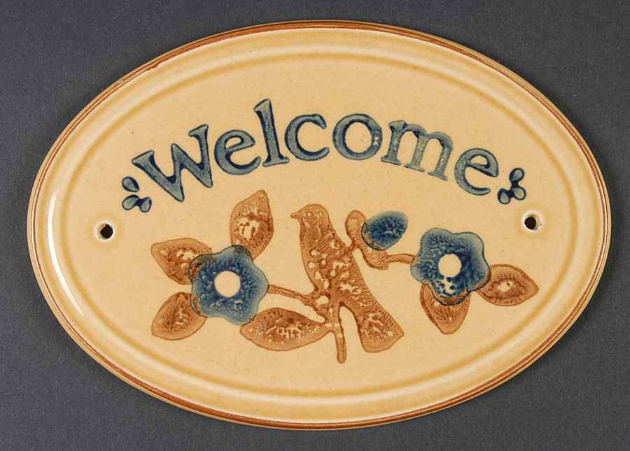 America (Discontinued 1989) "Welcome" Wall Plaque by Pfaltzgraff-1