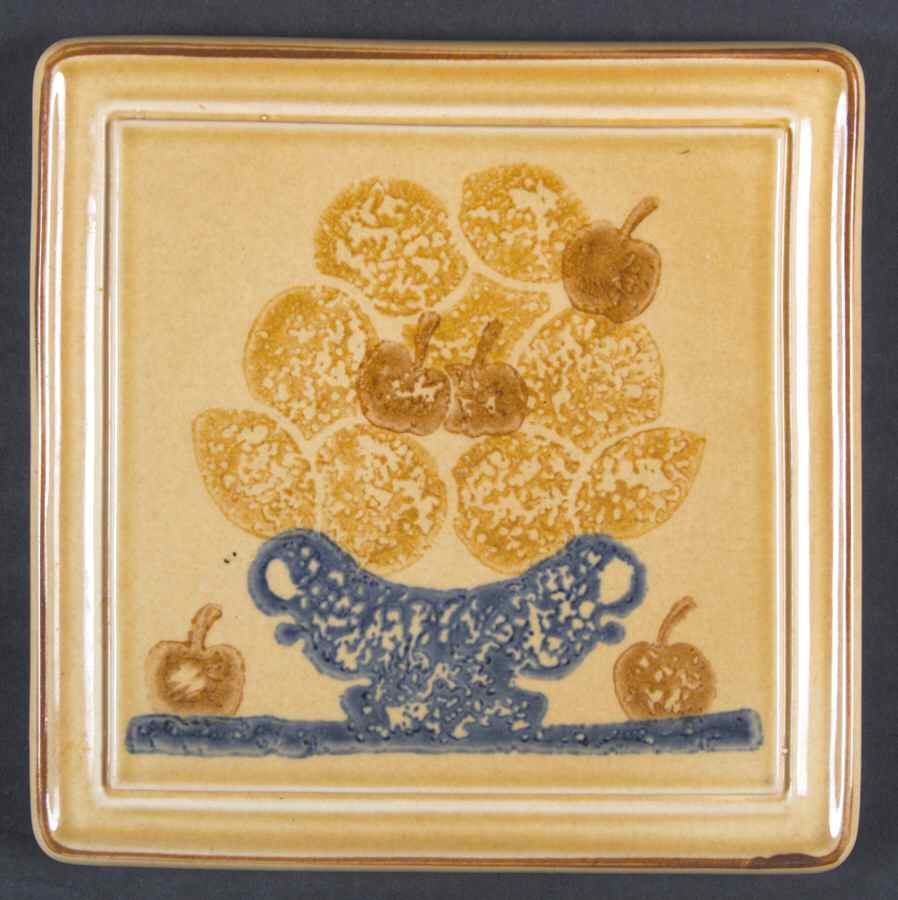America (Discontinued 1989) Basket of Fruit Trivet by Pfaltzgraff-1