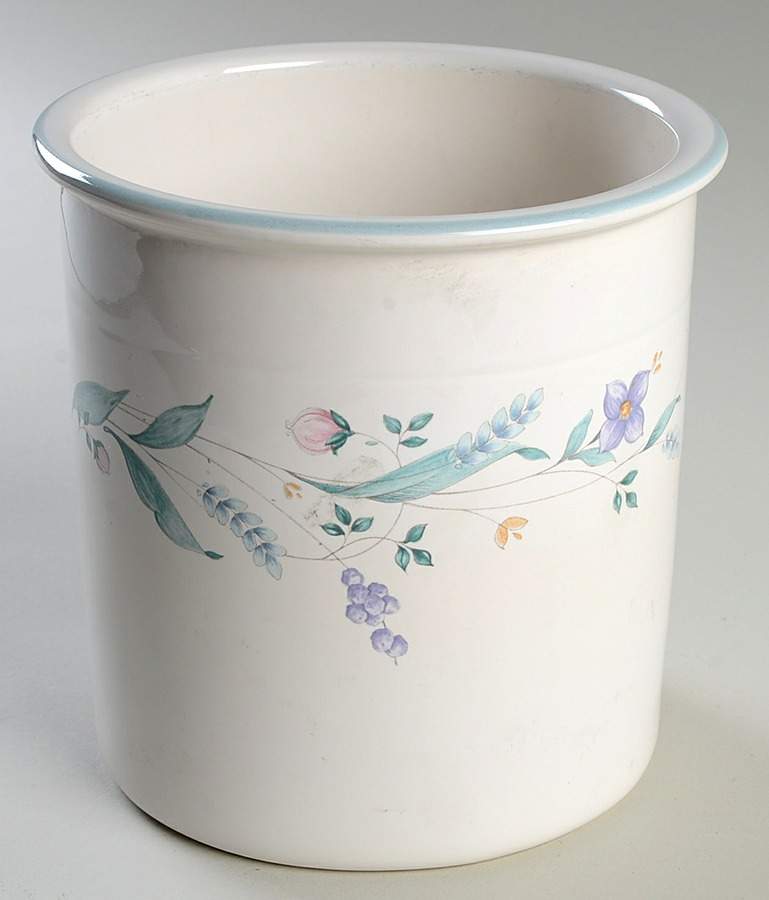 April Commemorative Gadget Crock by Pfaltzgraff-1