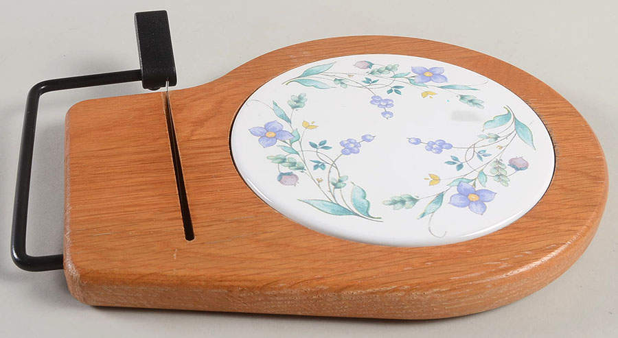 April Cheese Board (1 Tile and Slicer) by Pfaltzgraff-1