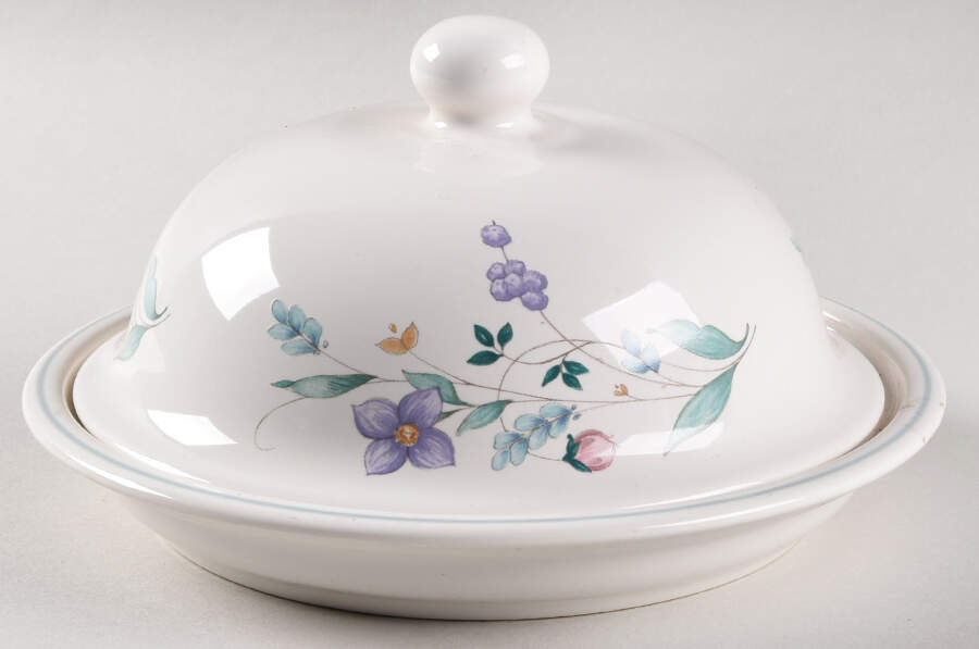 April Round Covered Butter by Pfaltzgraff-1