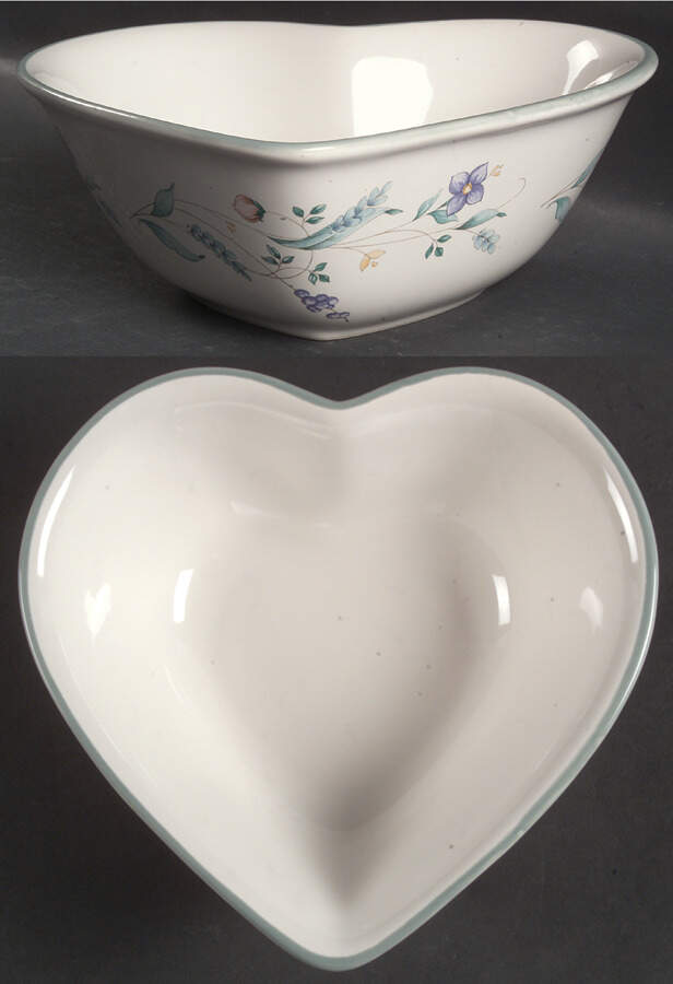 April 8" Heart Shaped Bowl by Pfaltzgraff-1
