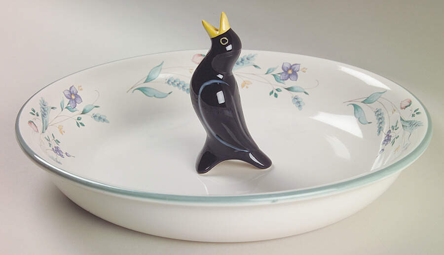 April 10" Pie Baking Plate with Pie Bird by Pfaltzgraff-1
