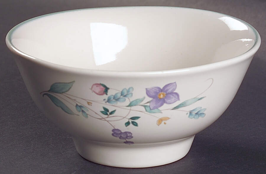 April Pedestal Bowl by Pfaltzgraff-1