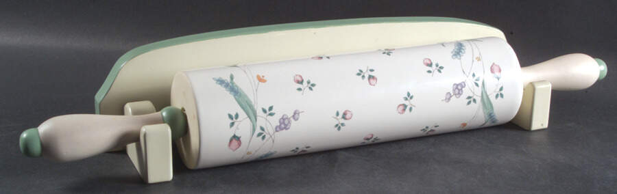 April Rolling Pin W/Wood Wall Hanger by Pfaltzgraff-1