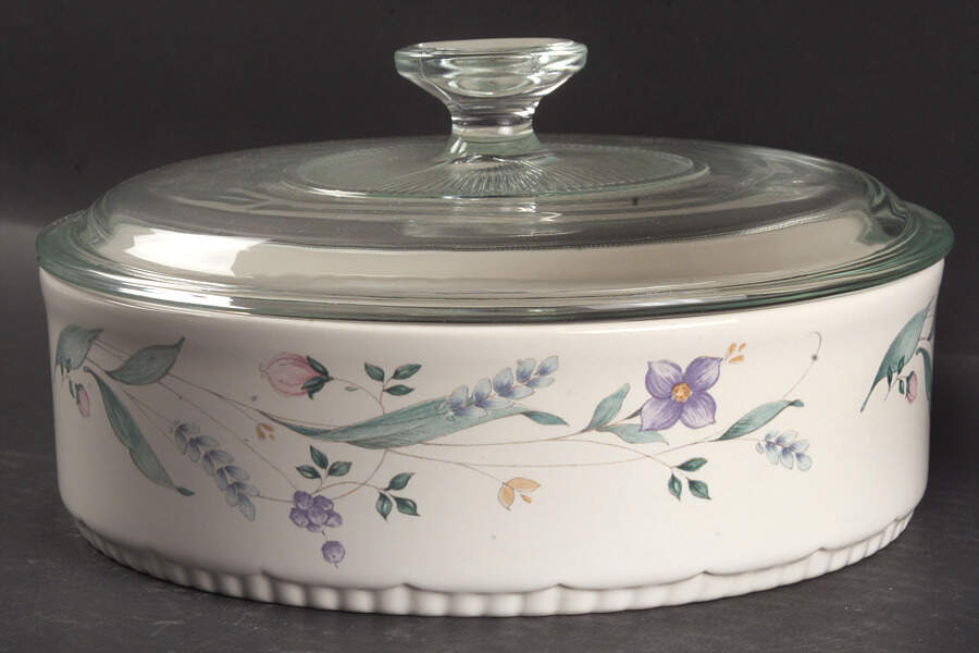 April 1.5 Quart Round Covered Baker by Pfaltzgraff-1