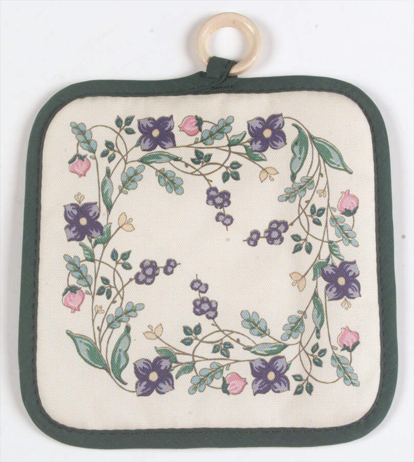 April Cloth Potholder by Pfaltzgraff-1