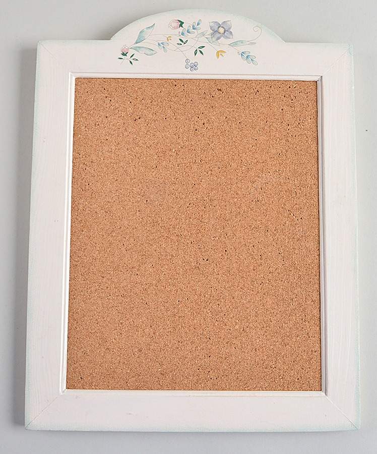 April Wood & Cork Memo Board by Pfaltzgraff-1